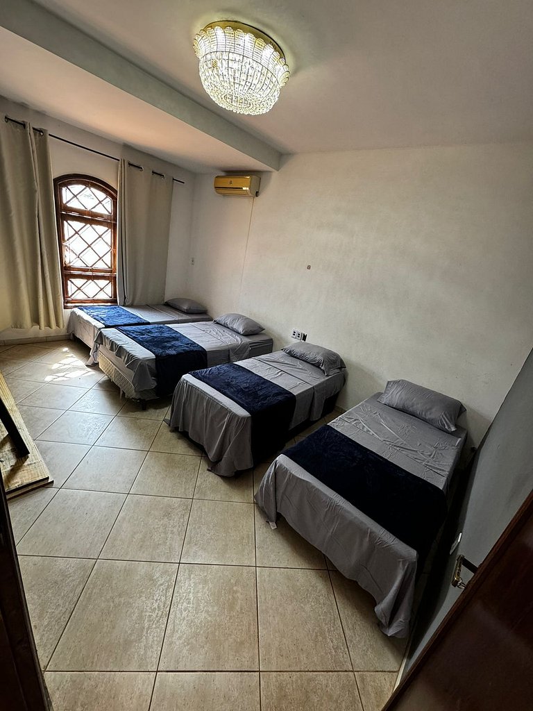 Quarto 01 quadruplo terreo