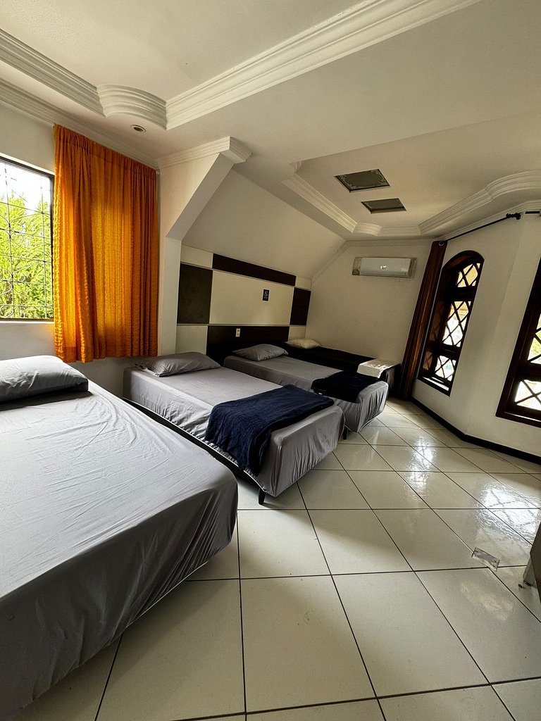 Quarto 03 - quadruplo 1 andar