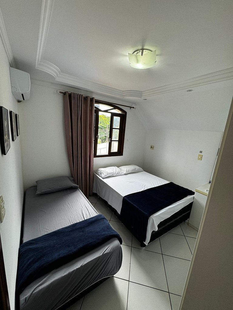 Quarto 02 - casal