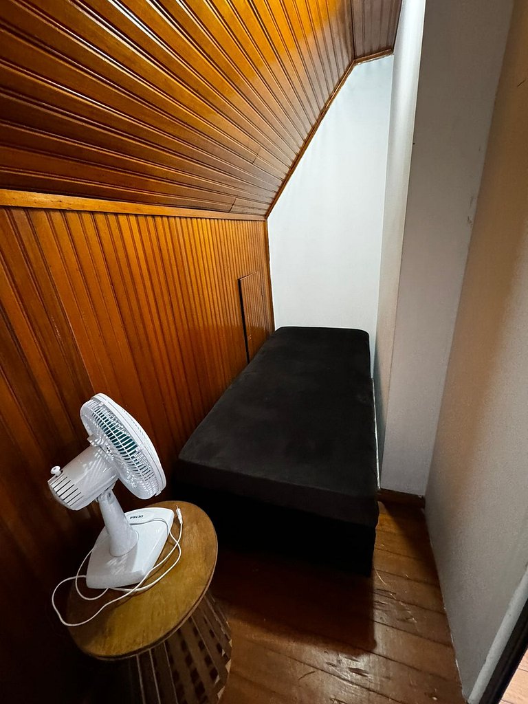 Dormitorio economico individual